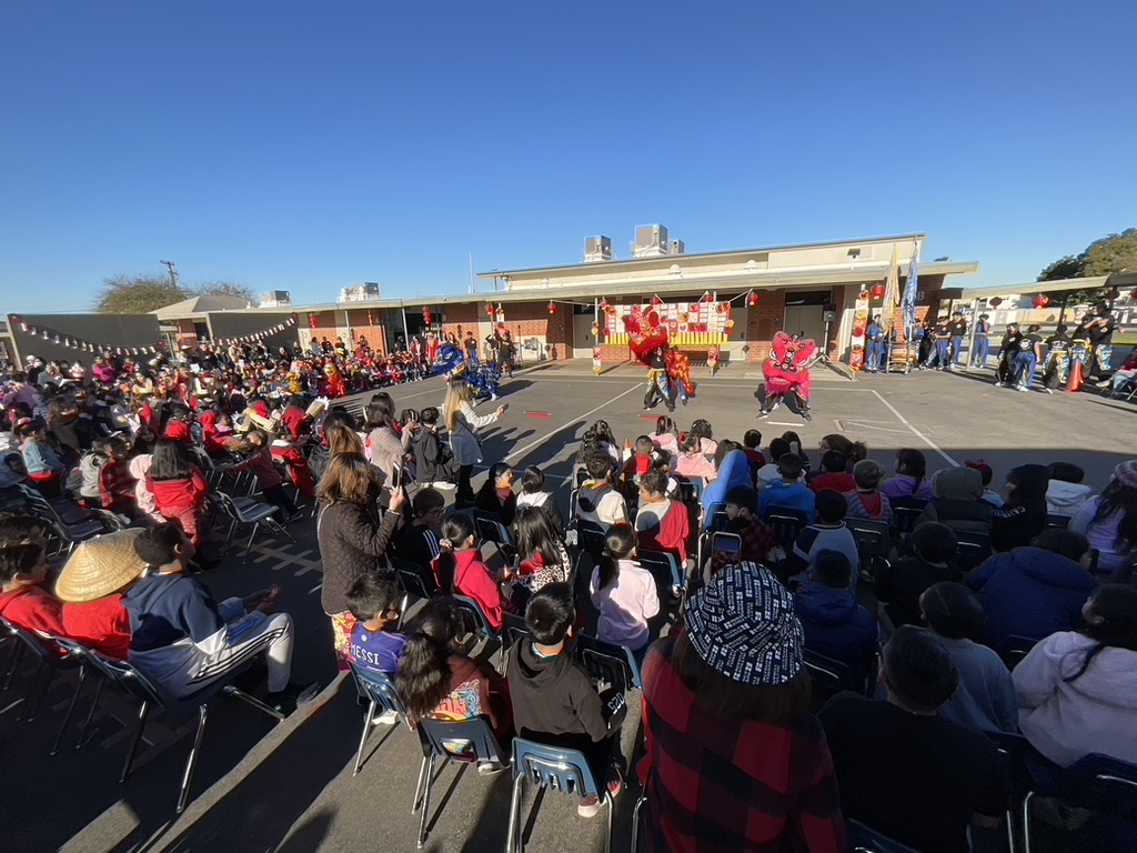 Carrillo students celebrating Têt. 